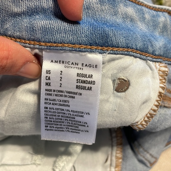 American Eagle Flare Jeans - Picture 3 of 6